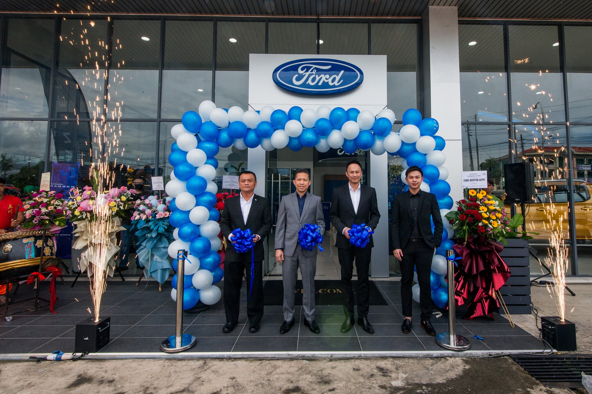 TopGear Sime Darby officiates latest Ford dealership in Sabah